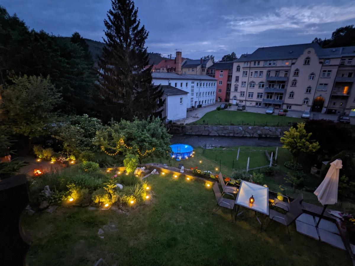 Urlaubstraum Mit Pool, Terrasse & Fluss Im Garten - Ut Sebnitz Exterior foto