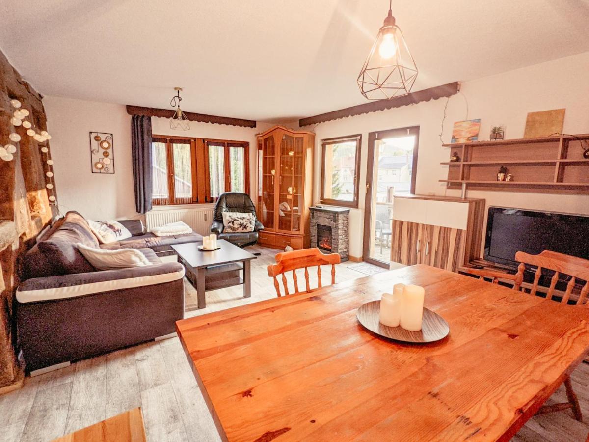 Urlaubstraum Mit Pool, Terrasse & Fluss Im Garten - Ut Sebnitz Exterior foto