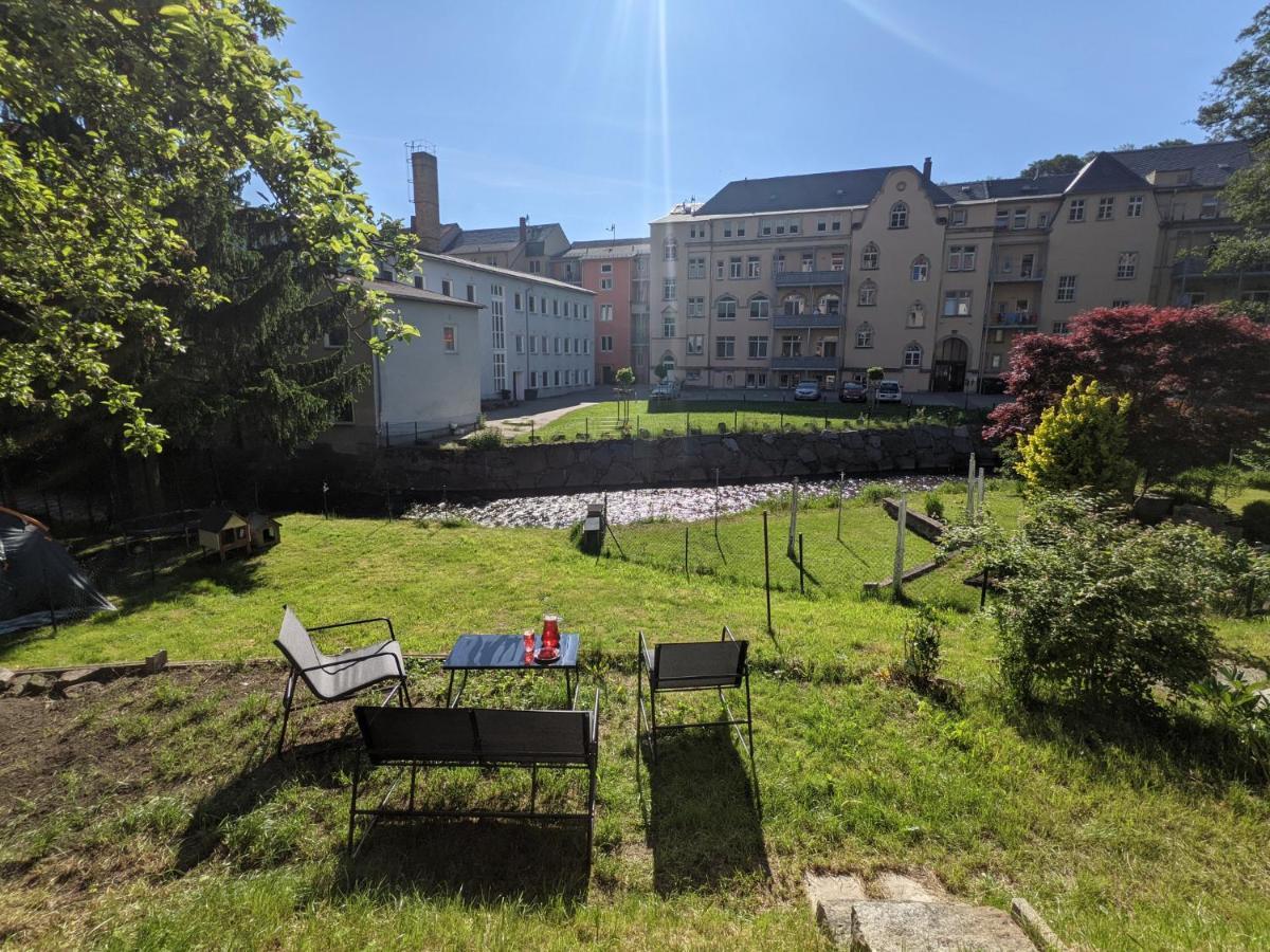 Urlaubstraum Mit Pool, Terrasse & Fluss Im Garten - Ut Sebnitz Exterior foto