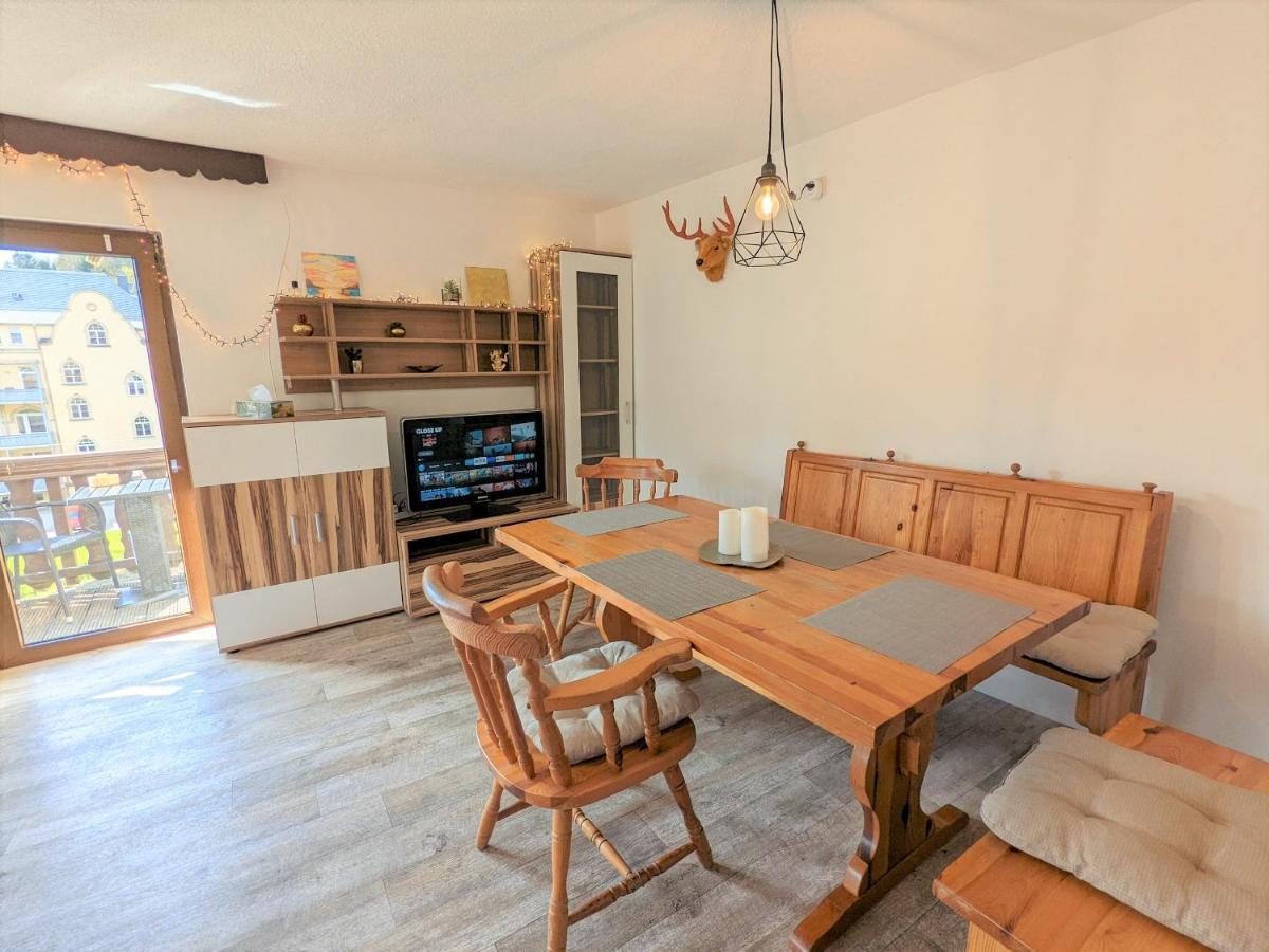 Urlaubstraum Mit Pool, Terrasse & Fluss Im Garten - Ut Sebnitz Exterior foto