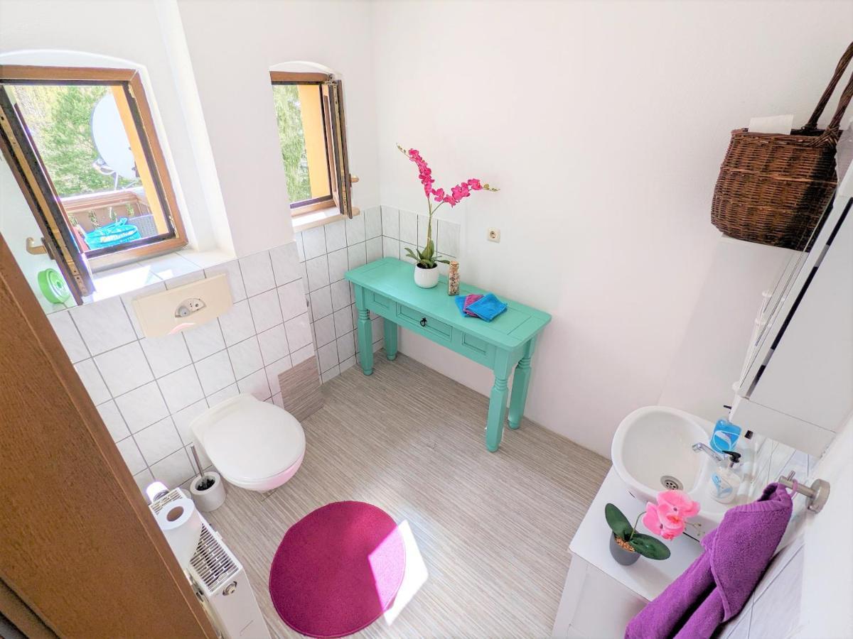 Urlaubstraum Mit Pool, Terrasse & Fluss Im Garten - Ut Sebnitz Exterior foto
